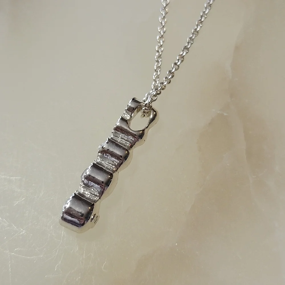 Rare Diamonds Limited Edition Rhinestone Drop Necklace Avon Signed NRT Silver